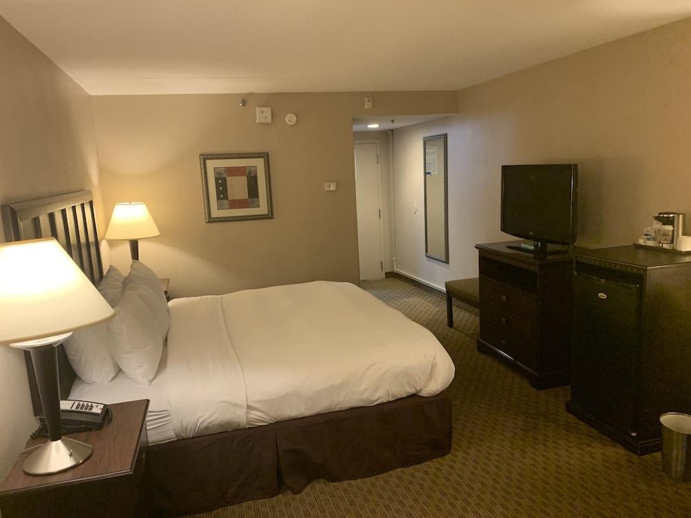 Doubletree By Hilton Fort Worth South Buitenkant foto