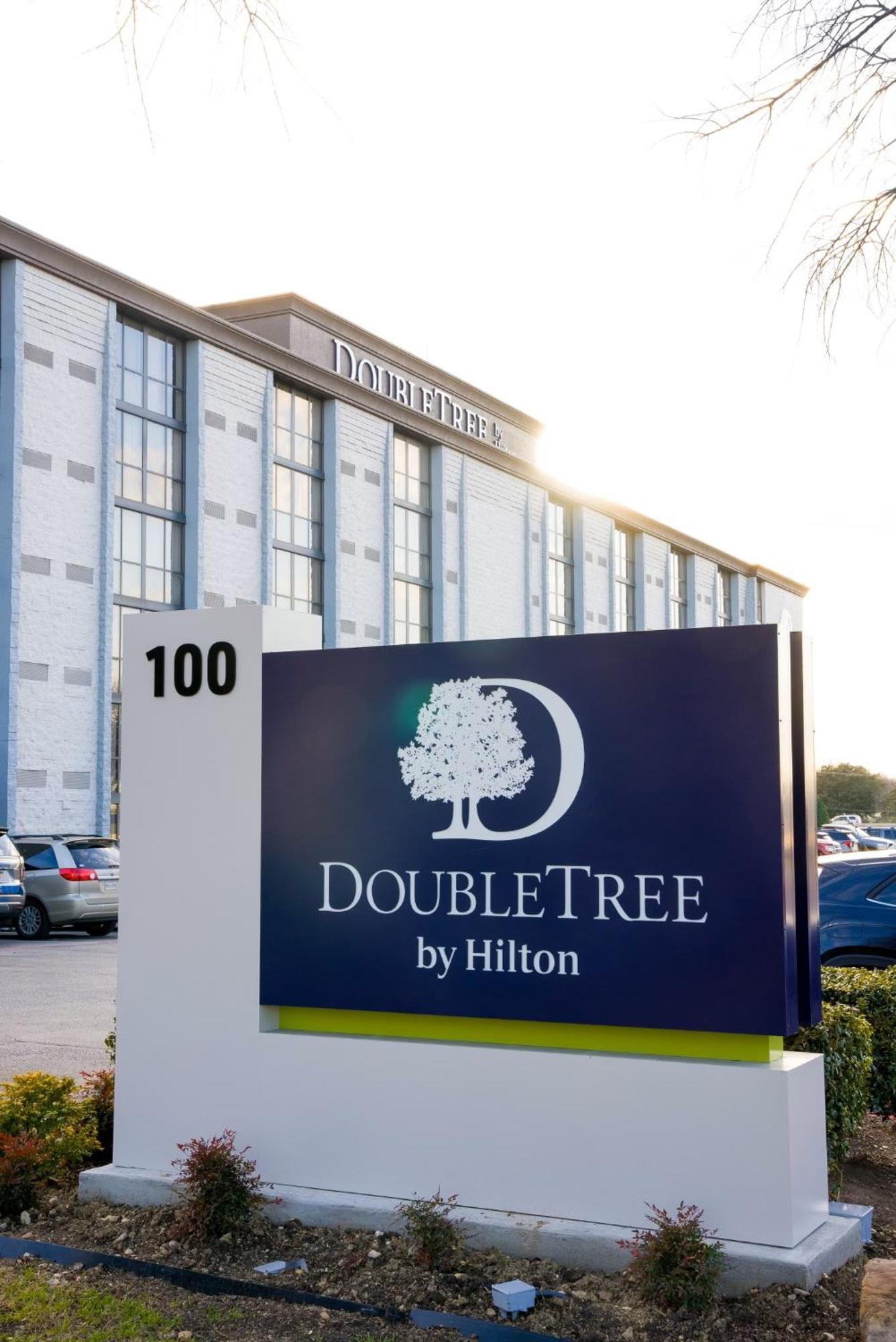 Doubletree By Hilton Fort Worth South Buitenkant foto