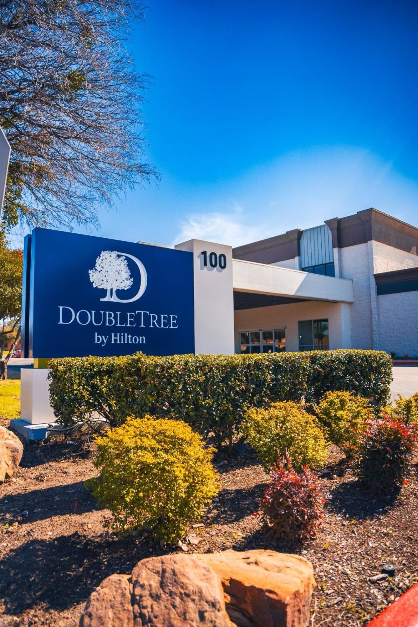 Doubletree By Hilton Fort Worth South Buitenkant foto