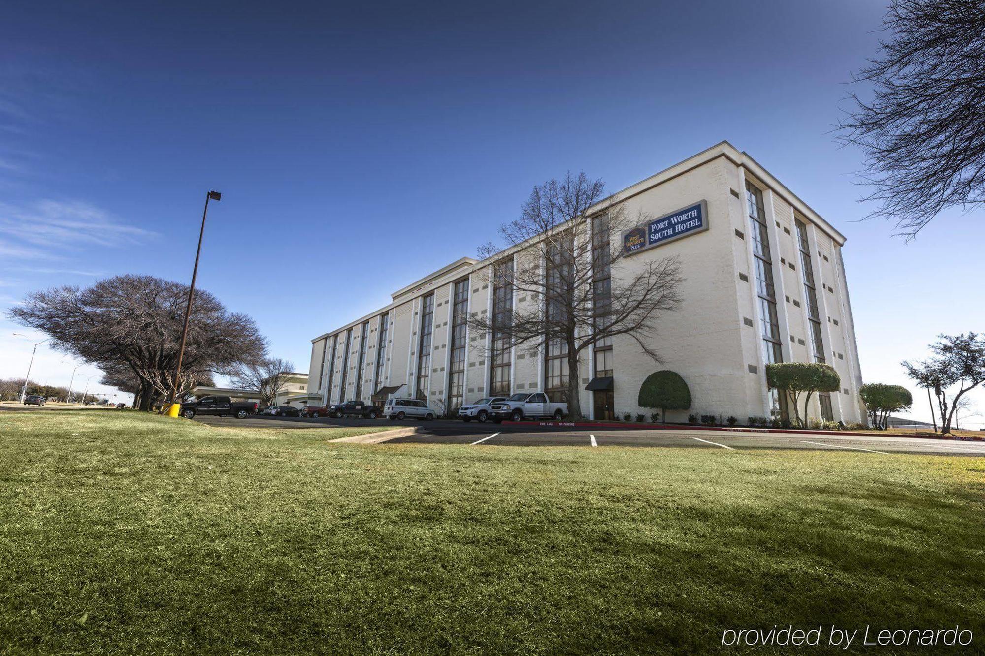 Doubletree By Hilton Fort Worth South Buitenkant foto