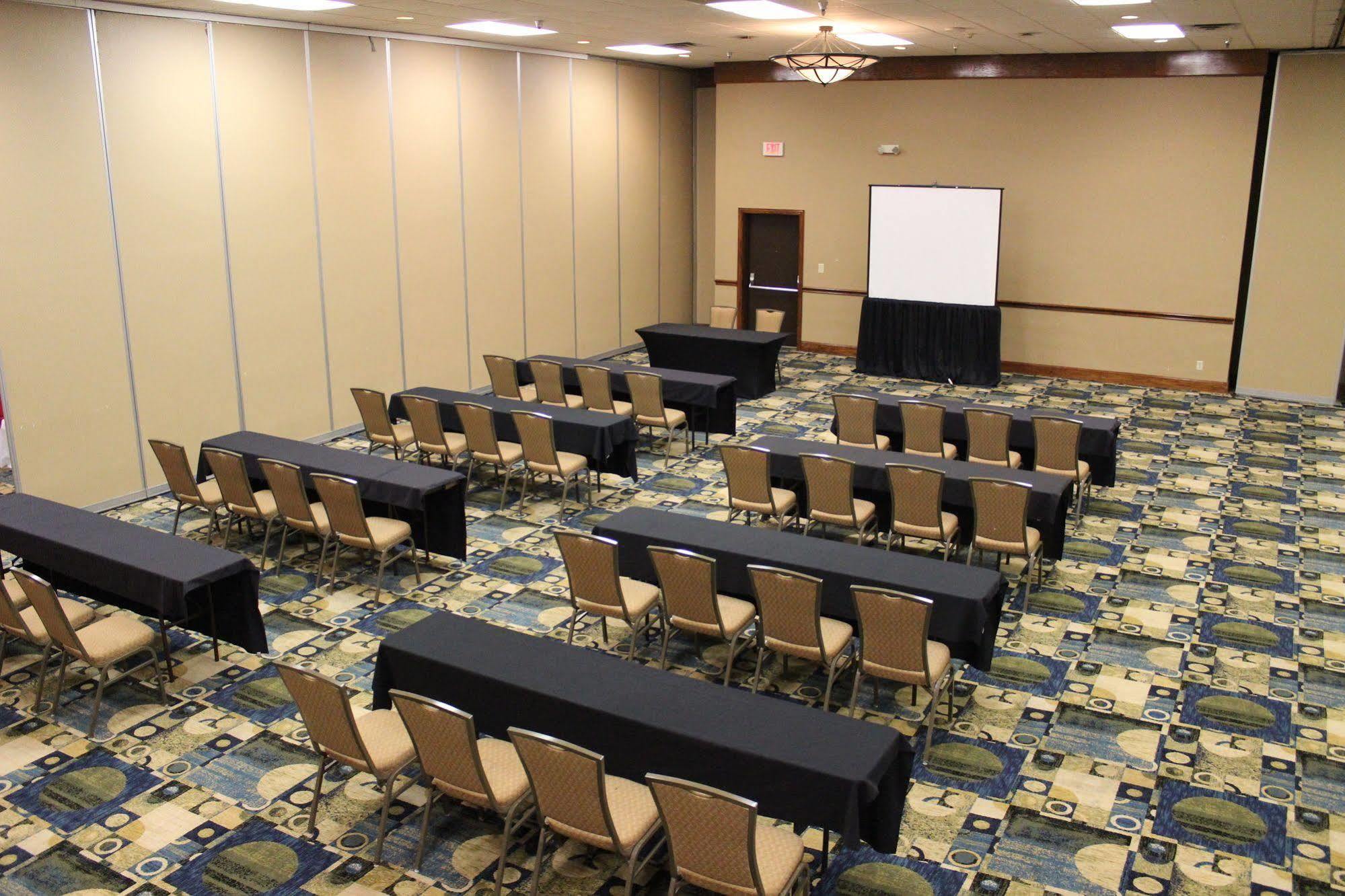 Doubletree By Hilton Fort Worth South Buitenkant foto